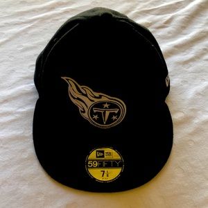 New Fitted Tennessee Titans Hat. 7 and 1/8ths size